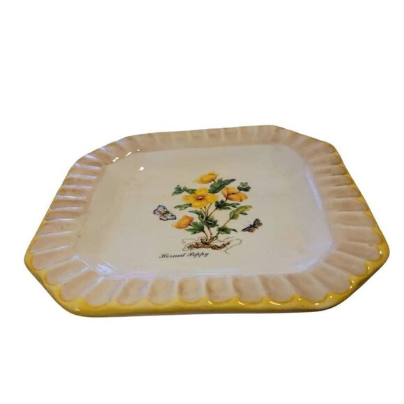 Due Torri Ceramic Plate w Yellow Poppy Flowers and Butterflies Made in Italy - Picture 3 of 5